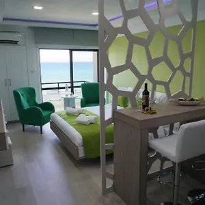 Apartament Lazuli Sea View-beachfront Ap 405 Cypr